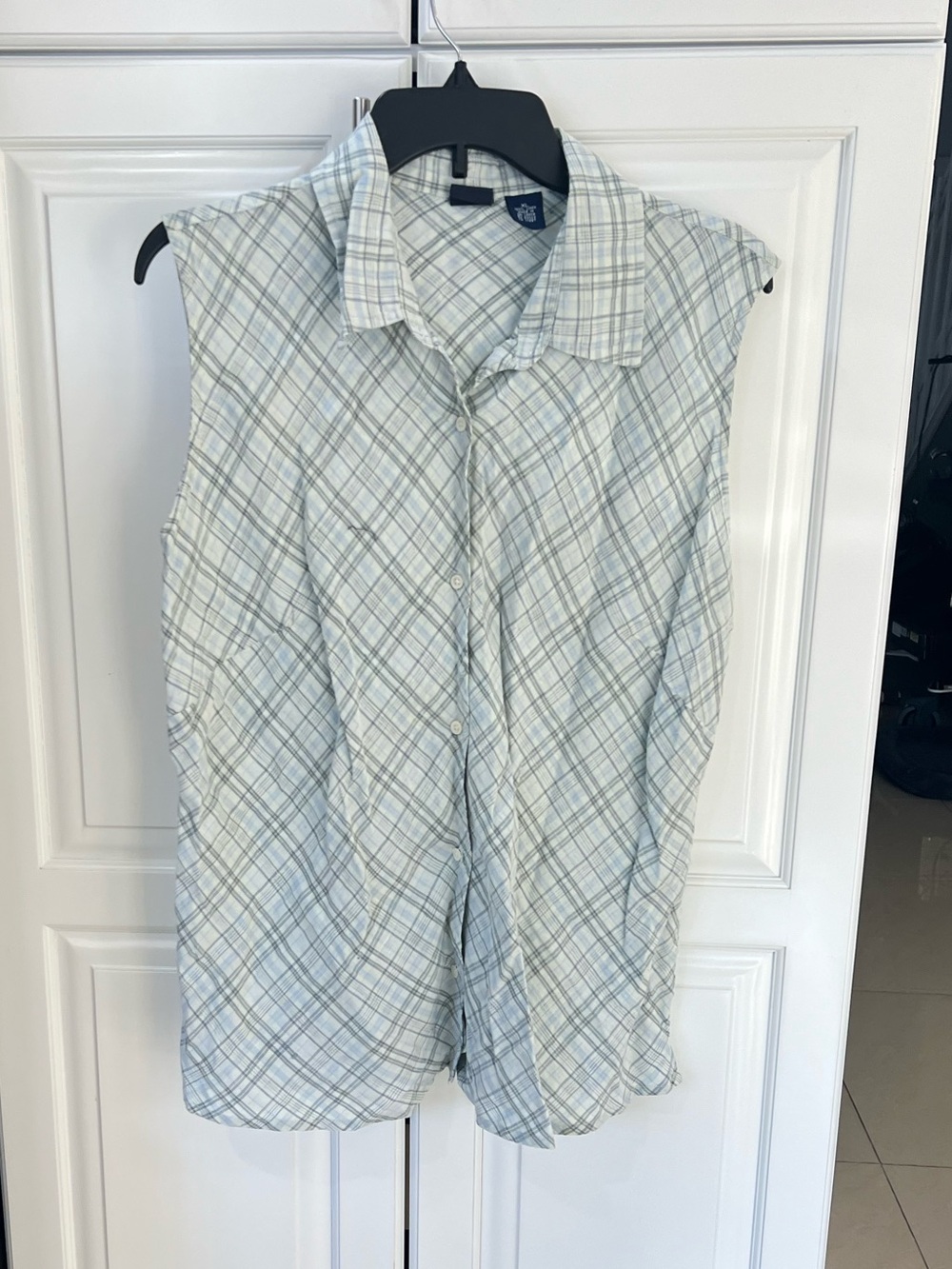 GAP Women's Sleeveless Plaid Button-Down Blouse Size XL